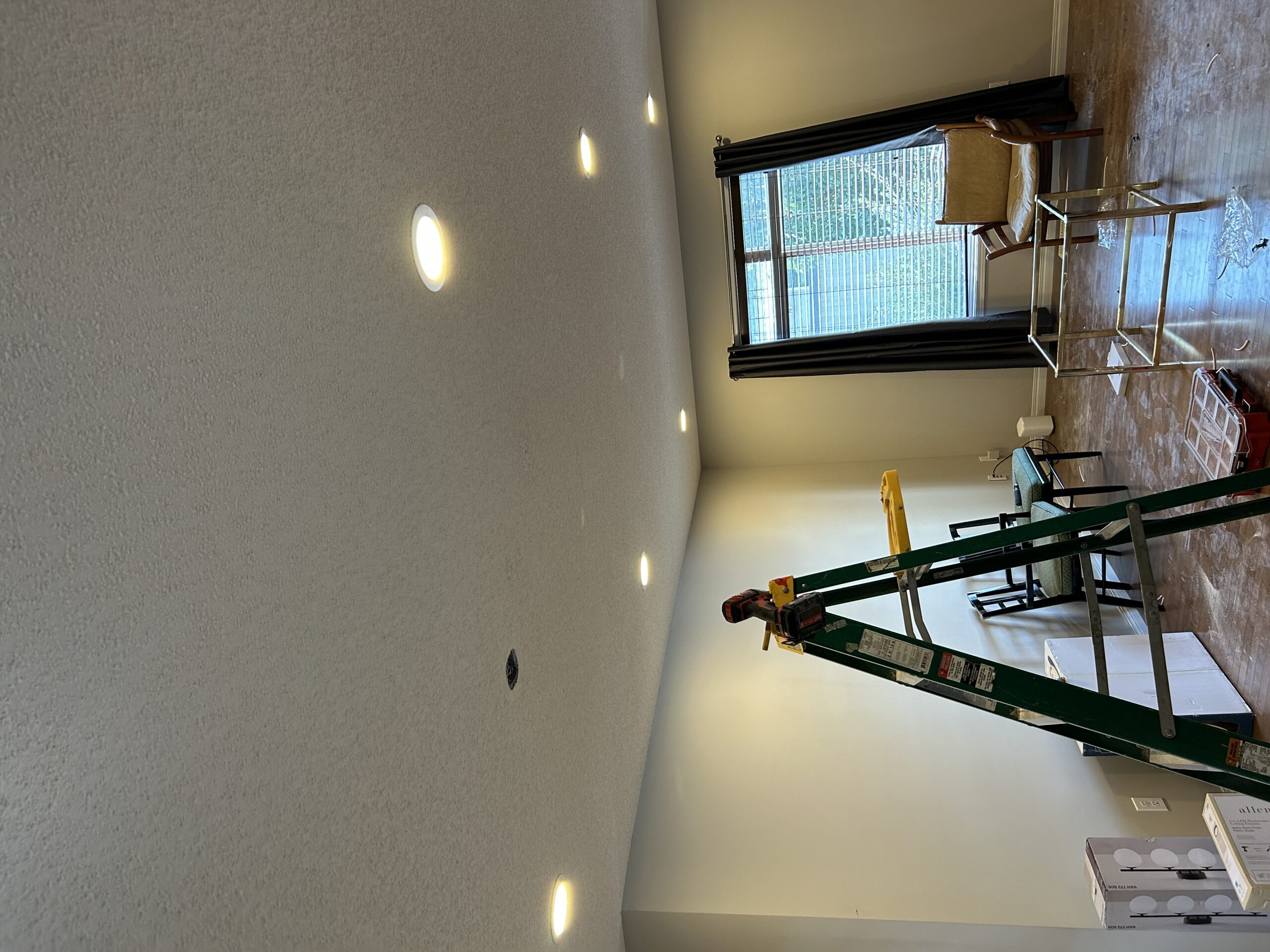 Stud Electric Official Logo