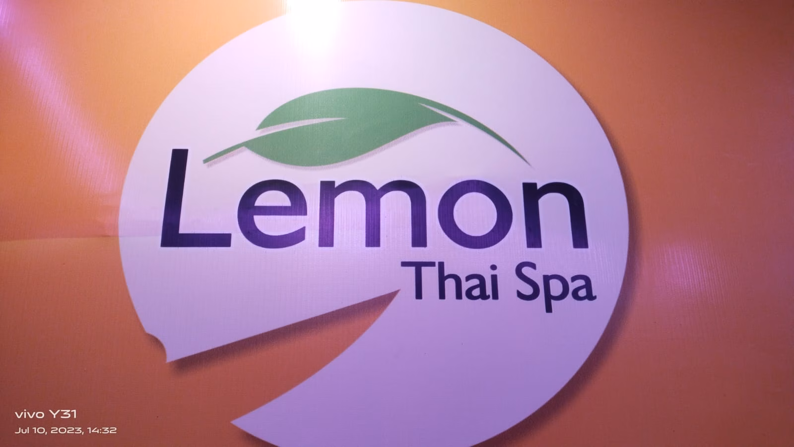 Lemon Thai Spa Official Logo